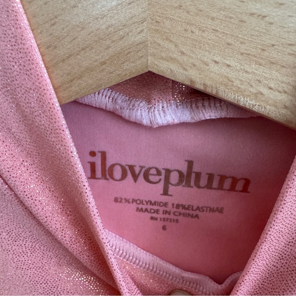 Metallic Rash Guard - Picture 3 of 3